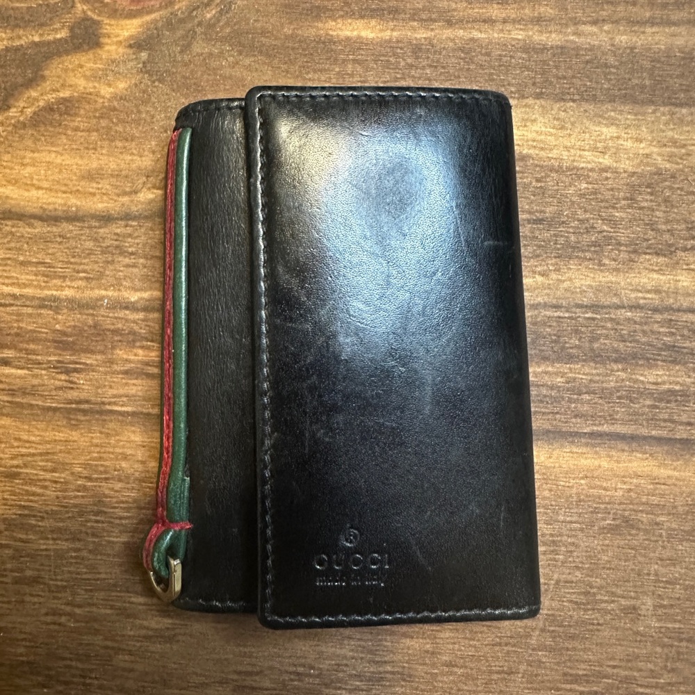 Gucci Black Leather Key Holder